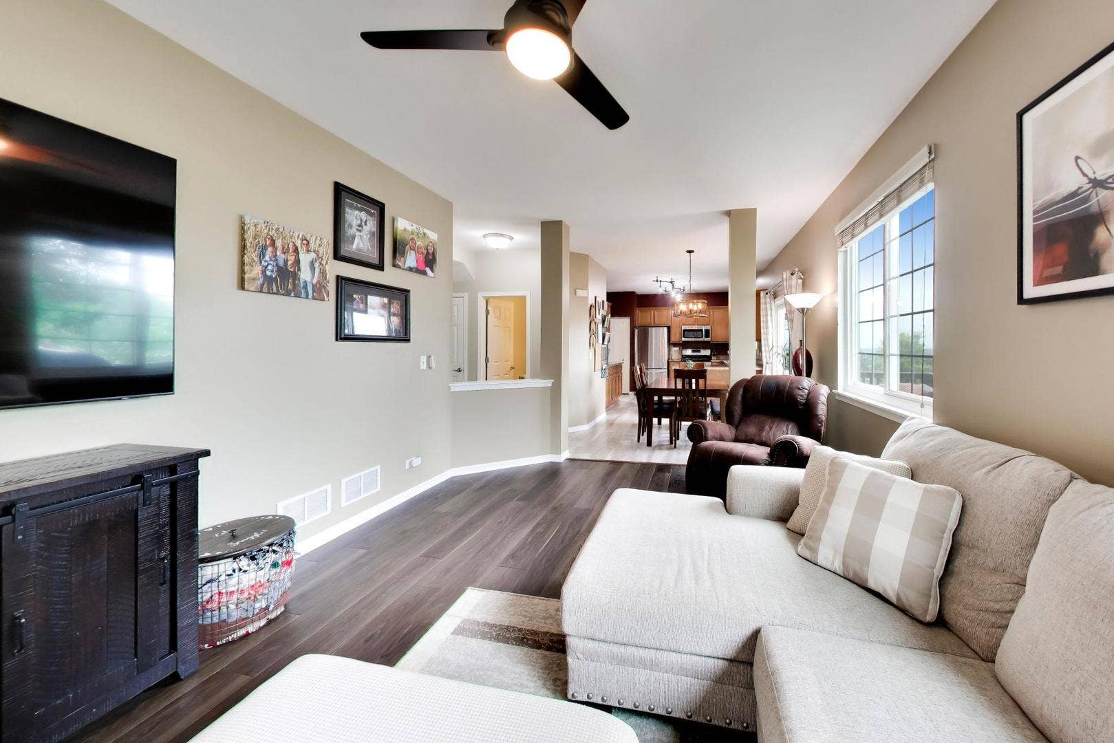 833 Briarcliff Drive, Minooka, IL 60447 833 Briarcliff Drive, Minooka, IL 60447