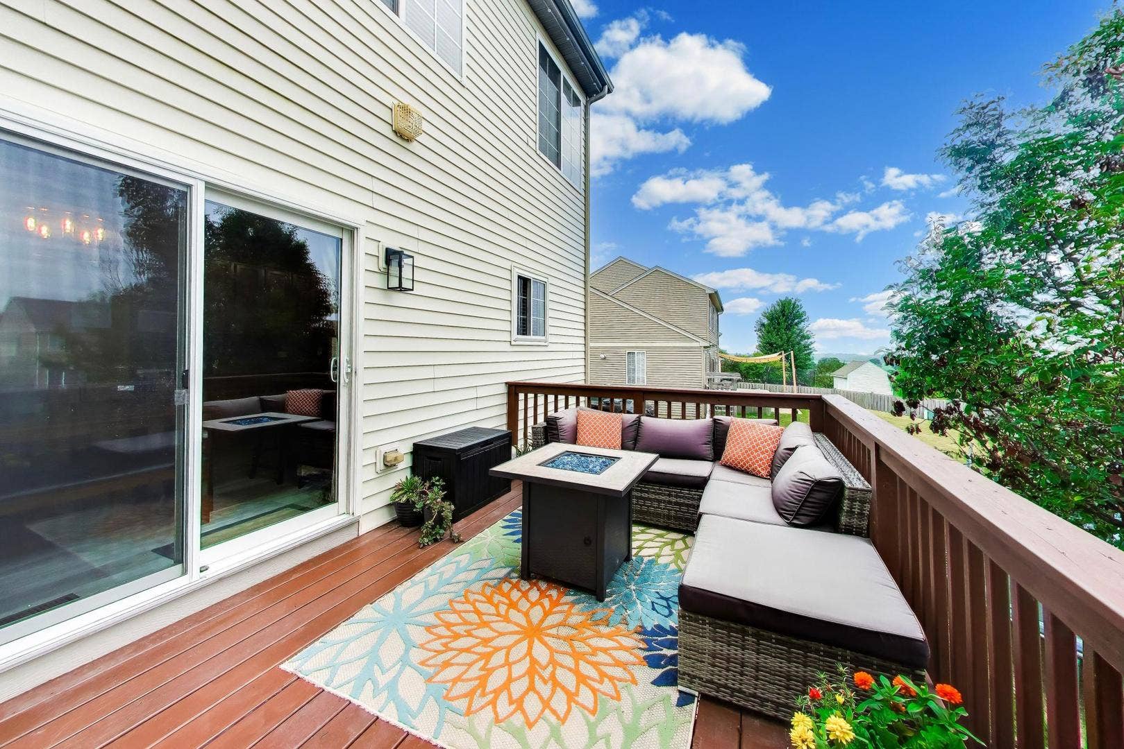 833 Briarcliff Drive, Minooka, IL 60447 833 Briarcliff Drive, Minooka, IL 60447