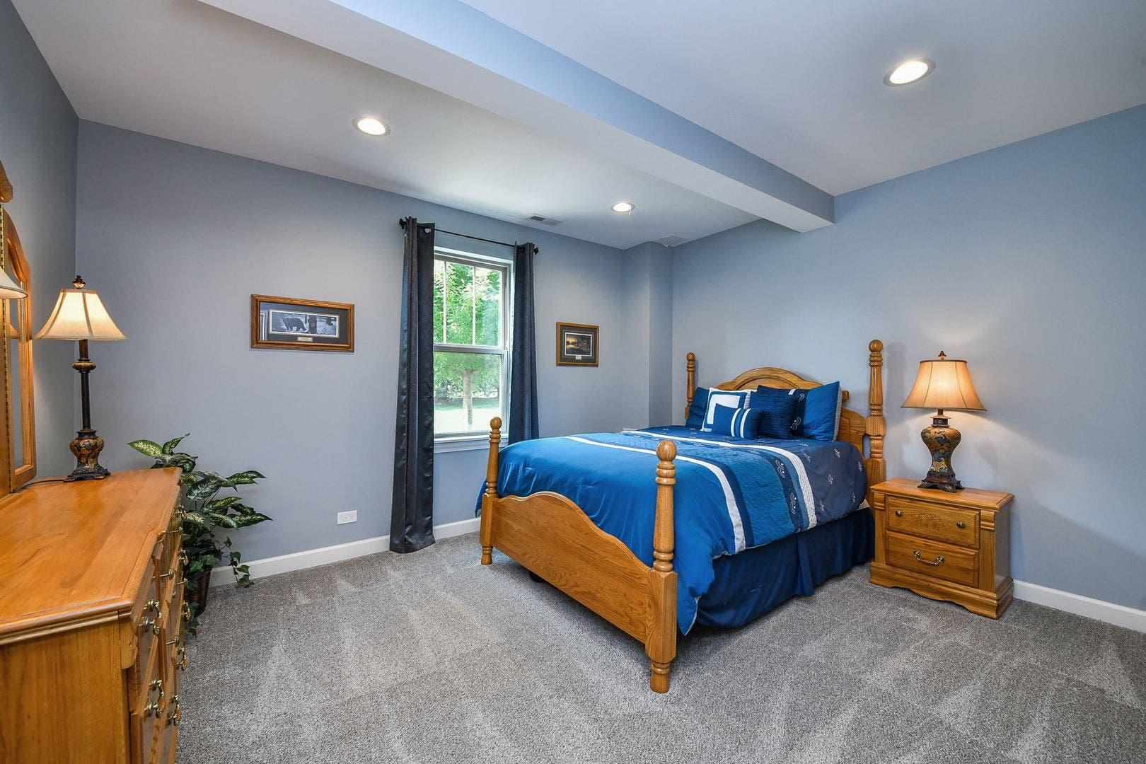 3529 Gallant Fox Drive, Elgin, IL 60124 3529 Gallant Fox Drive, Elgin, IL 60124