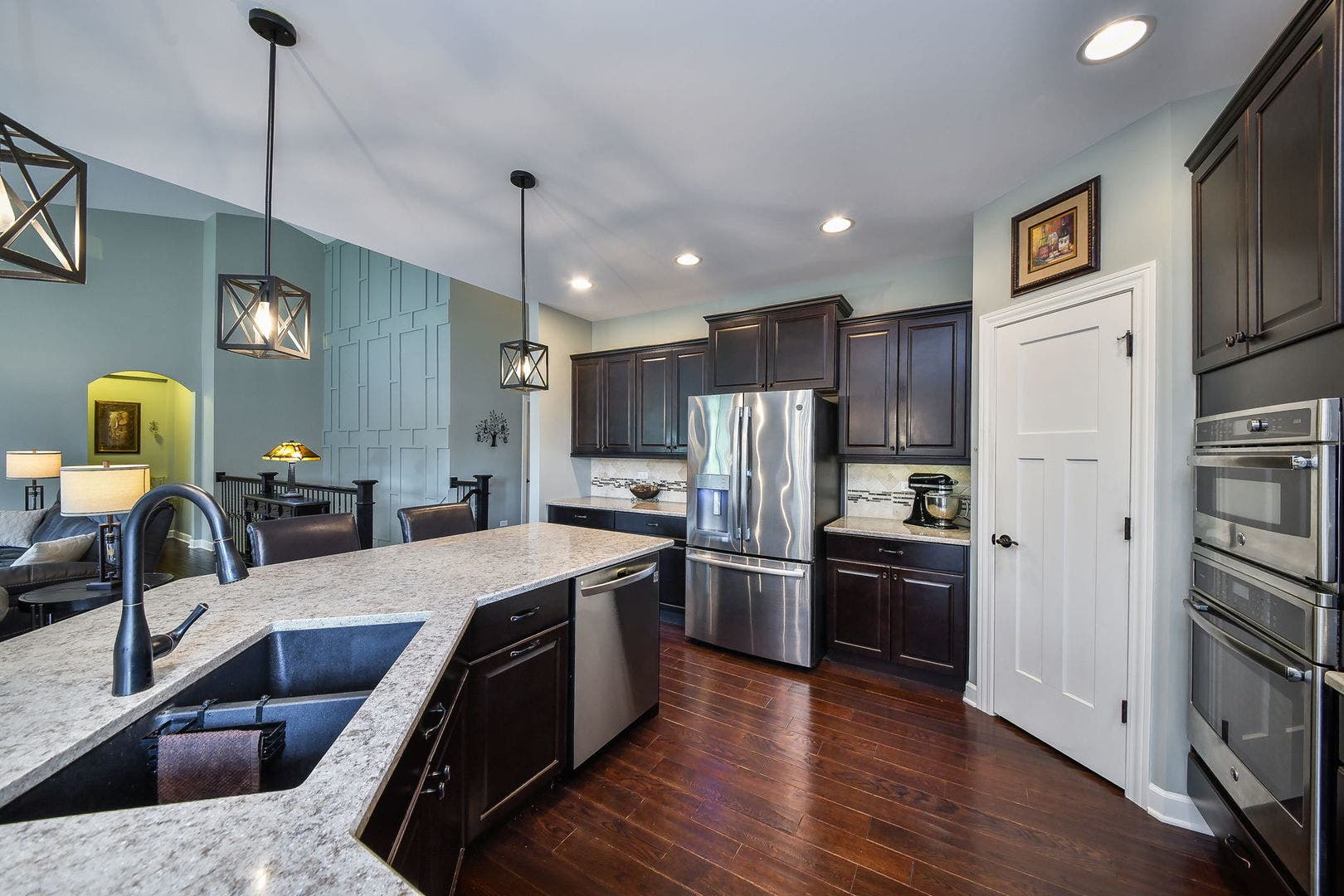 3529 Gallant Fox Drive, Elgin, IL 60124 3529 Gallant Fox Drive, Elgin, IL 60124