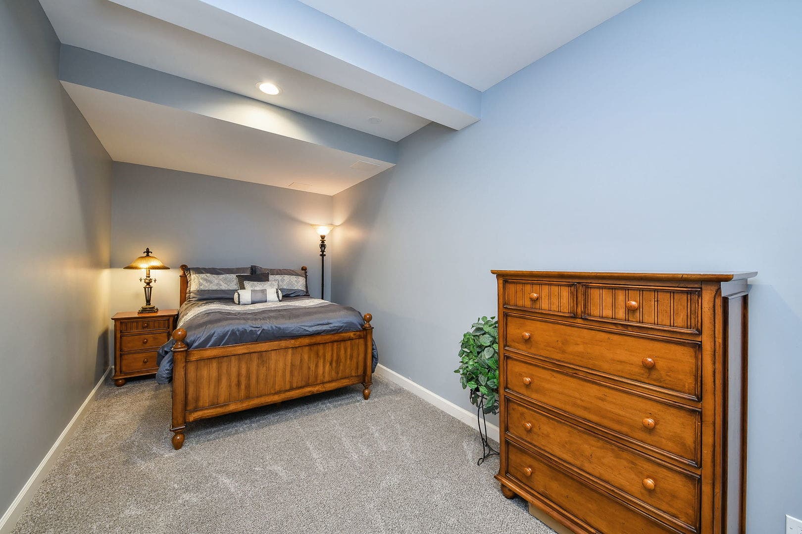 3529 Gallant Fox Drive, Elgin, IL 60124 3529 Gallant Fox Drive, Elgin, IL 60124