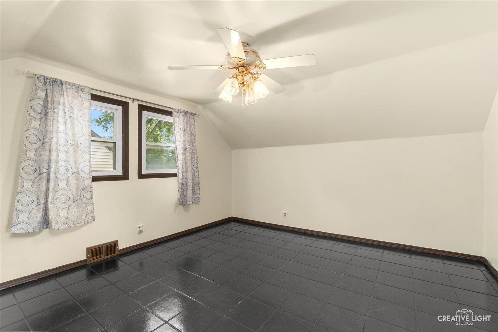 219 Saint Joseph Avenue, Joliet, IL 60436 219 Saint Joseph Avenue, Joliet, IL 60436