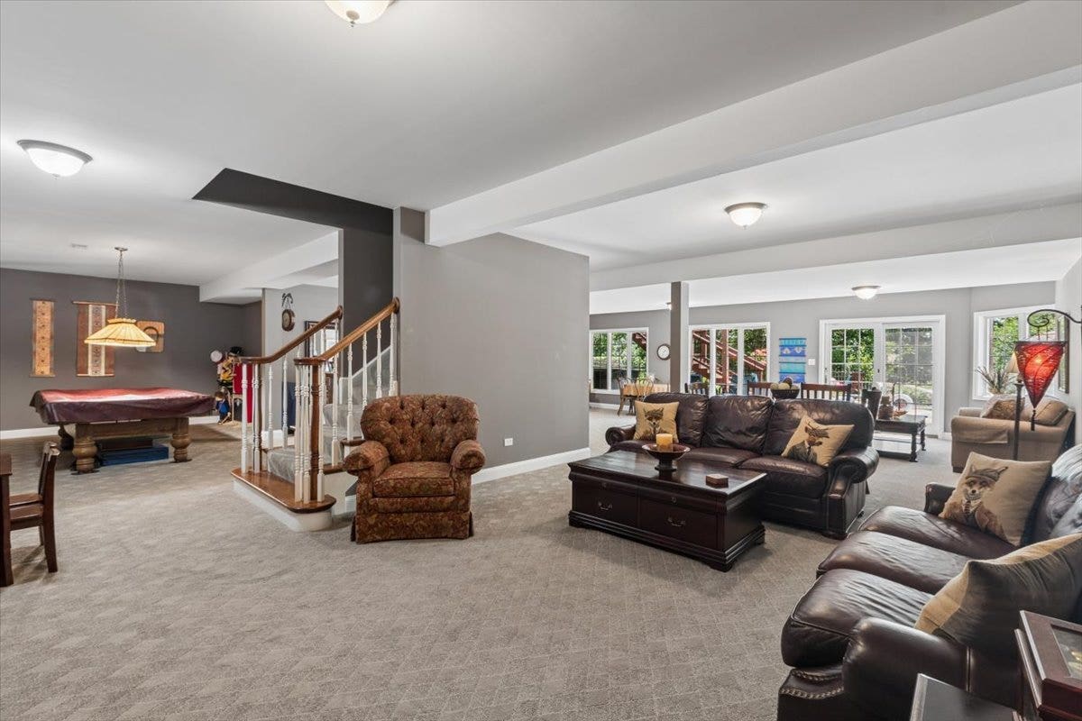 10949 Fawn Trail Drive, Orland Park, IL 60467 10949 Fawn Trail Drive, Orland Park, IL 60467