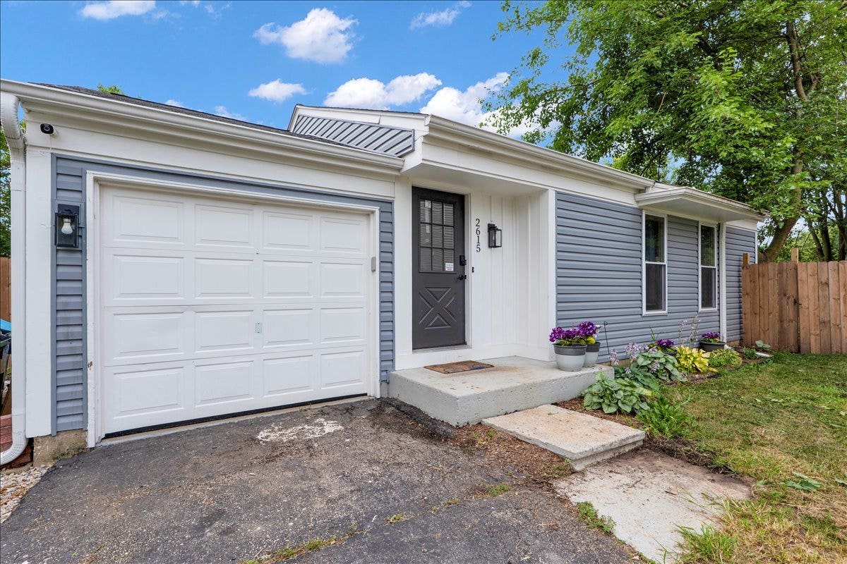 2615 Wheatfield Court, Aurora, IL 60502