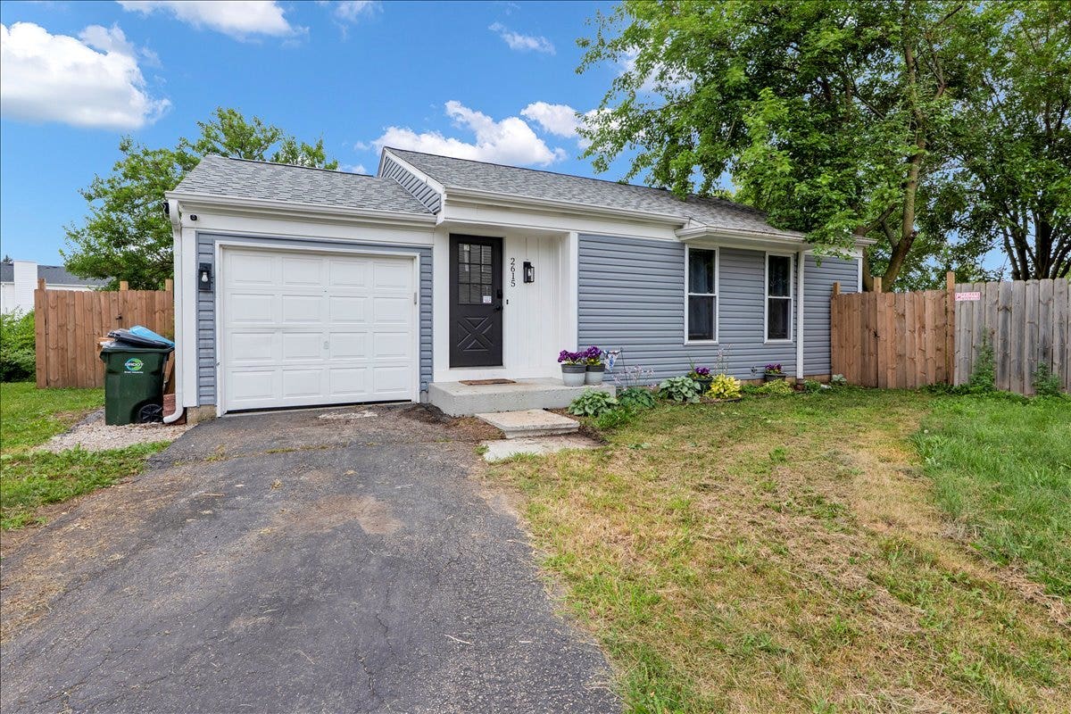 2615 Wheatfield Court, Aurora, IL 60502