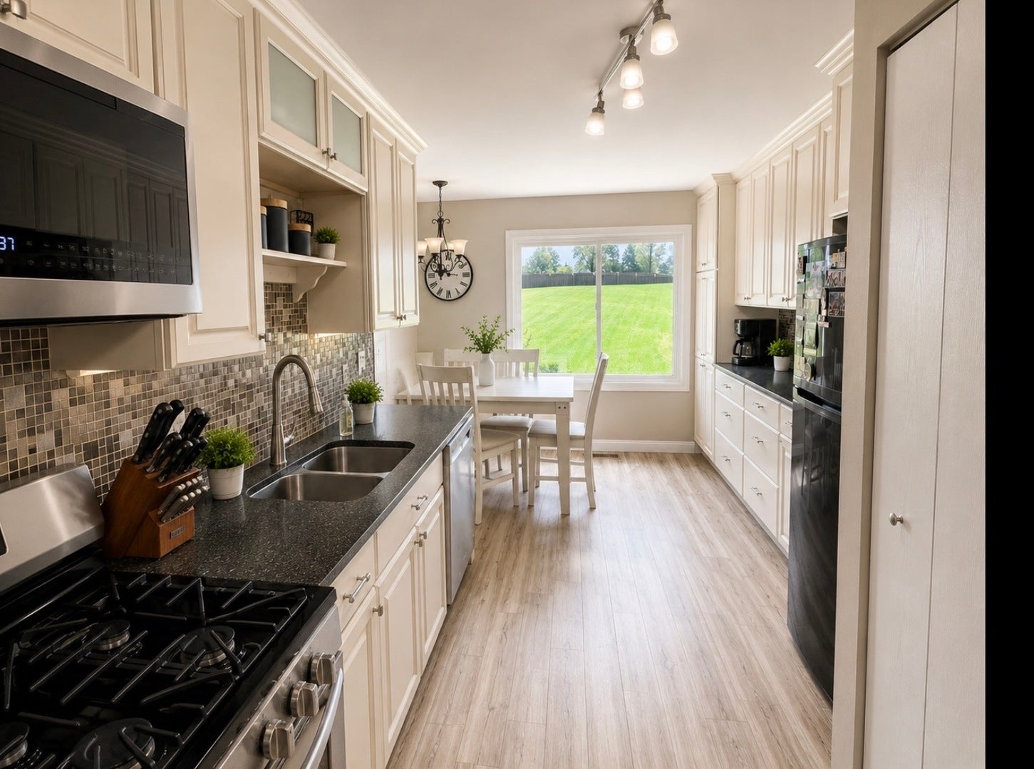 3207 Bremerton Lane, Aurora, IL 60504 3207 Bremerton Lane, Aurora, IL 60504