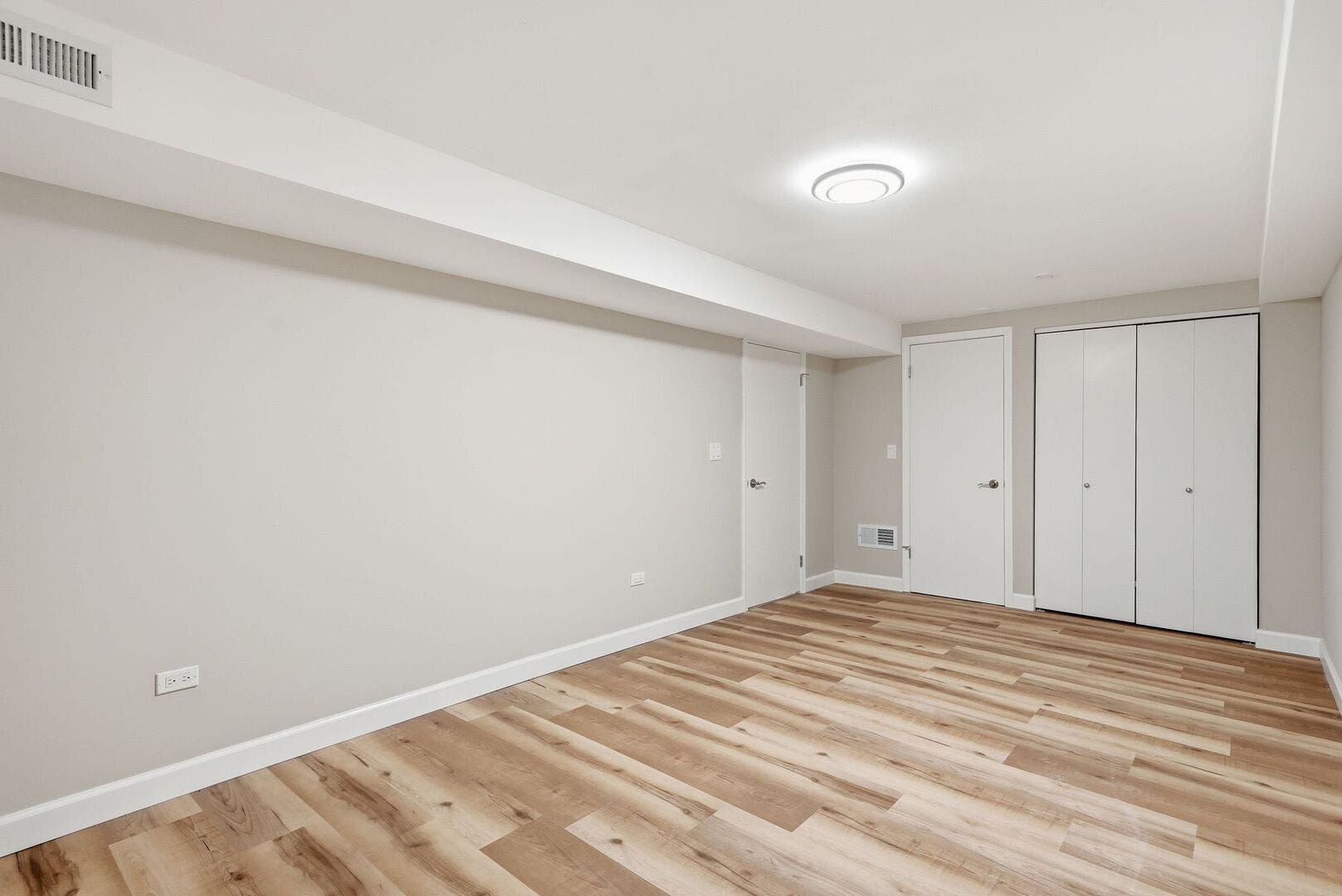 11304 Brook Crossing Court, Orland Park, IL 60467 11304 Brook Crossing Court, Orland Park, IL 60467