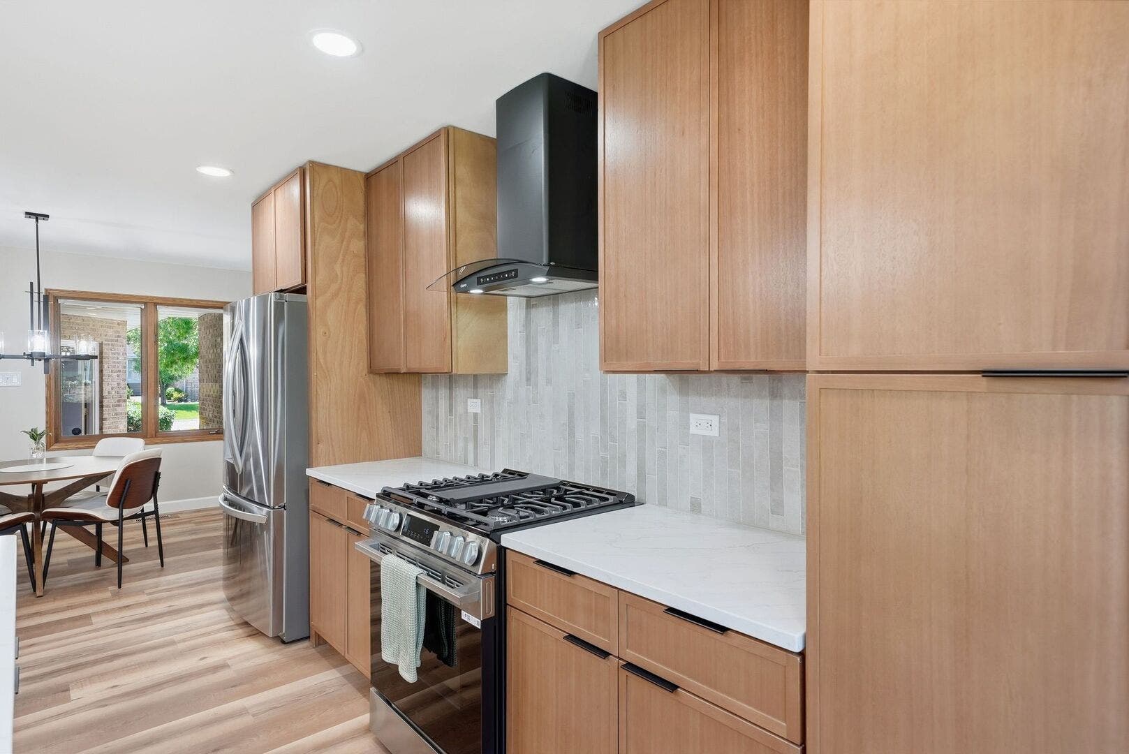 11304 Brook Crossing Court, Orland Park, IL 60467 11304 Brook Crossing Court, Orland Park, IL 60467