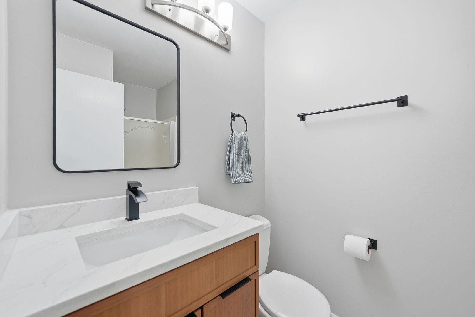 11304 Brook Crossing Court, Orland Park, IL 60467 11304 Brook Crossing Court, Orland Park, IL 60467