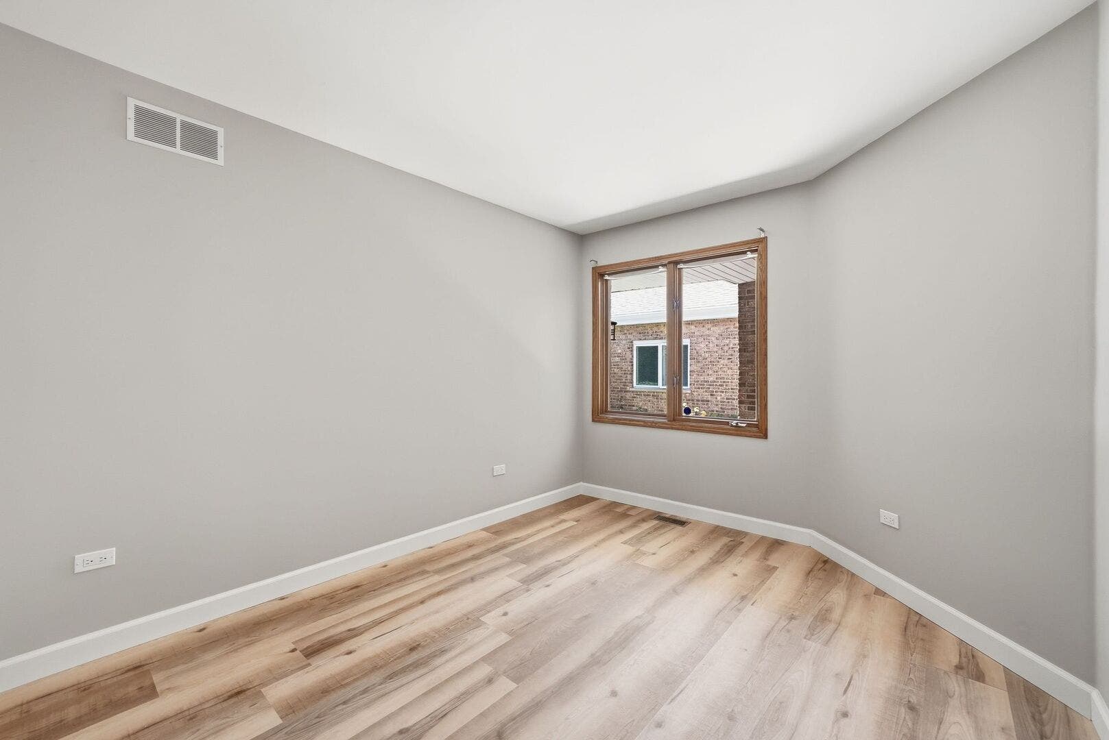 11304 Brook Crossing Court, Orland Park, IL 60467 11304 Brook Crossing Court, Orland Park, IL 60467