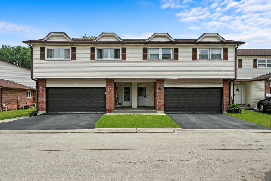 Property photo for 16323 Oxford Drive, Tinley Park, IL