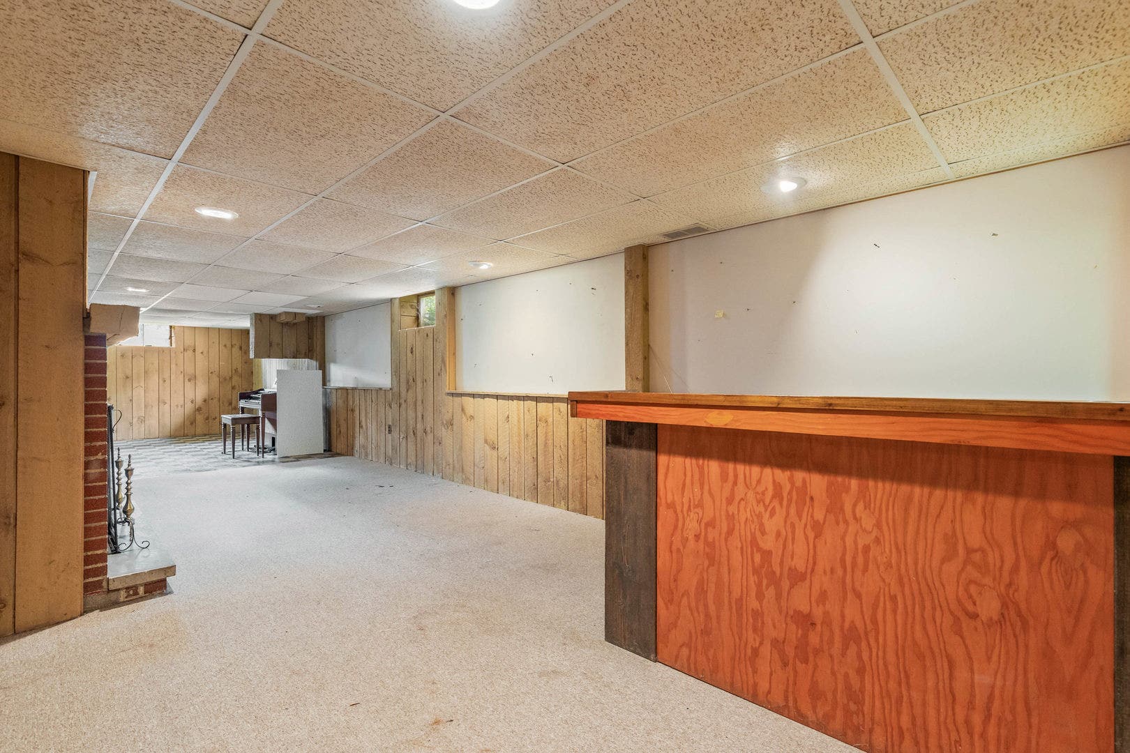 1025 Bode Road, Elgin, IL 60120 1025 Bode Road, Elgin, IL 60120