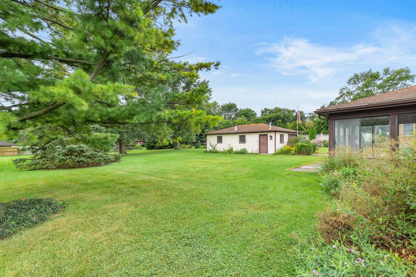 1025 Bode Road, Elgin, IL 60120 1025 Bode Road, Elgin, IL 60120