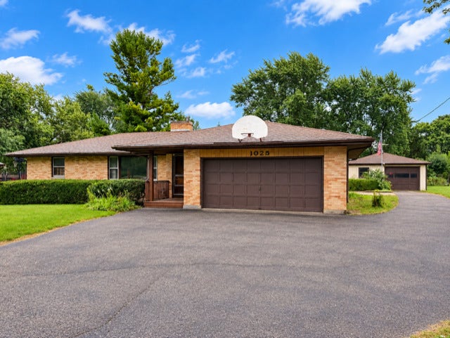 Property photo for 1025 Bode Road, Elgin, IL