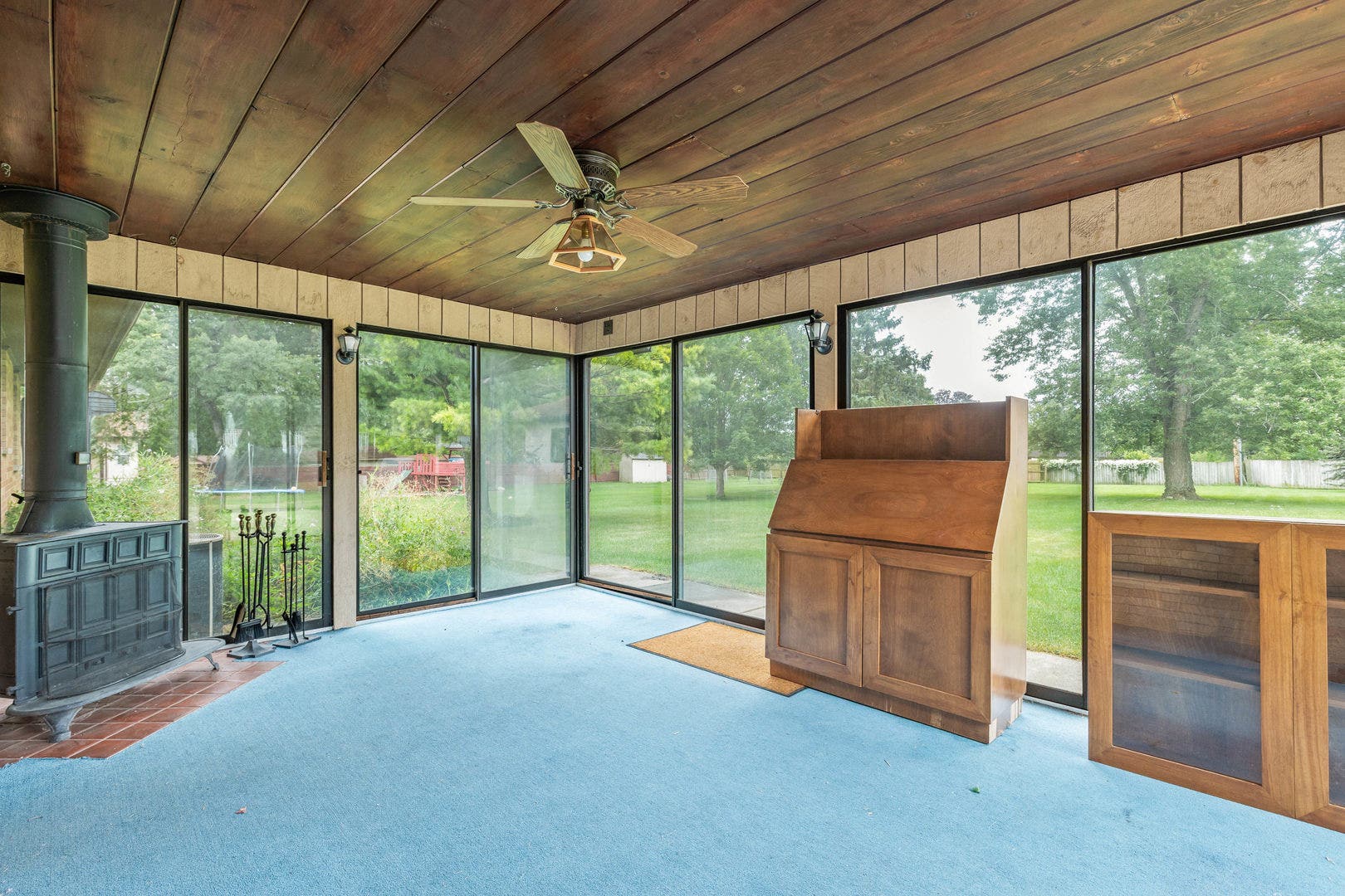 1025 Bode Road, Elgin, IL 60120 1025 Bode Road, Elgin, IL 60120
