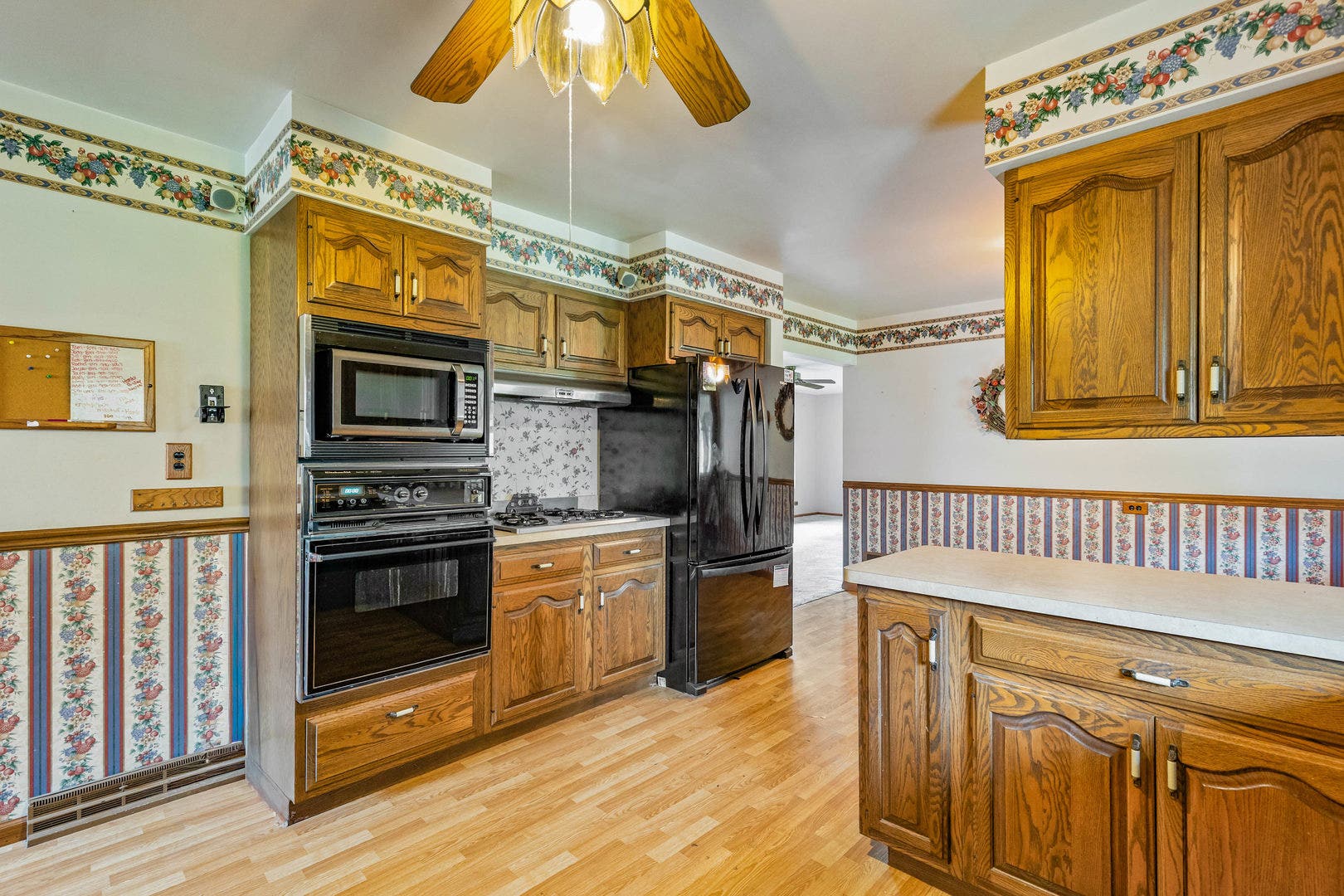 1025 Bode Road, Elgin, IL 60120 1025 Bode Road, Elgin, IL 60120
