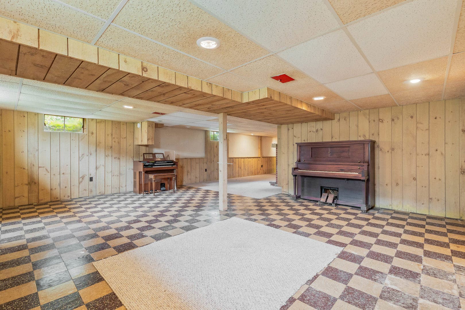 1025 Bode Road, Elgin, IL 60120 1025 Bode Road, Elgin, IL 60120