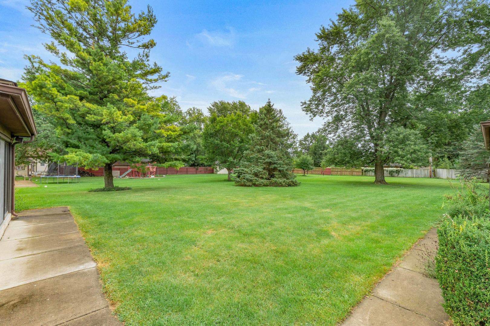 1025 Bode Road, Elgin, IL 60120 1025 Bode Road, Elgin, IL 60120