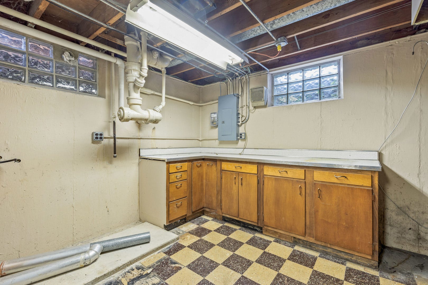 1025 Bode Road, Elgin, IL 60120 1025 Bode Road, Elgin, IL 60120