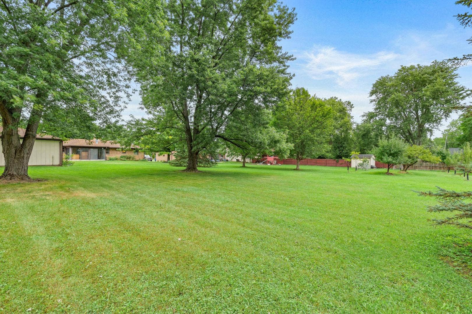 1025 Bode Road, Elgin, IL 60120 1025 Bode Road, Elgin, IL 60120