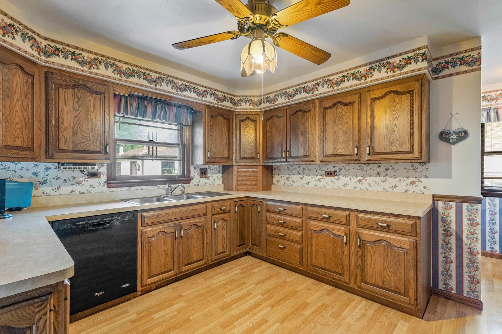1025 Bode Road, Elgin, IL 60120 1025 Bode Road, Elgin, IL 60120
