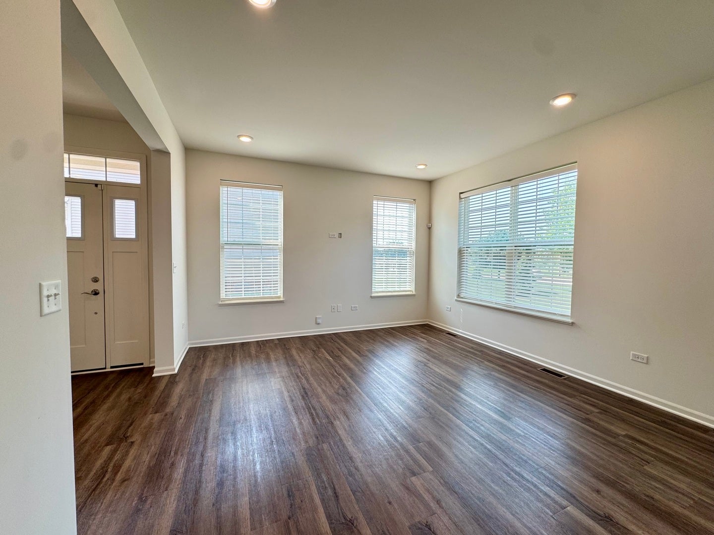 15036 W Cyrus Drive, Manhattan, IL 60442 15036 W Cyrus Drive, Manhattan, IL 60442