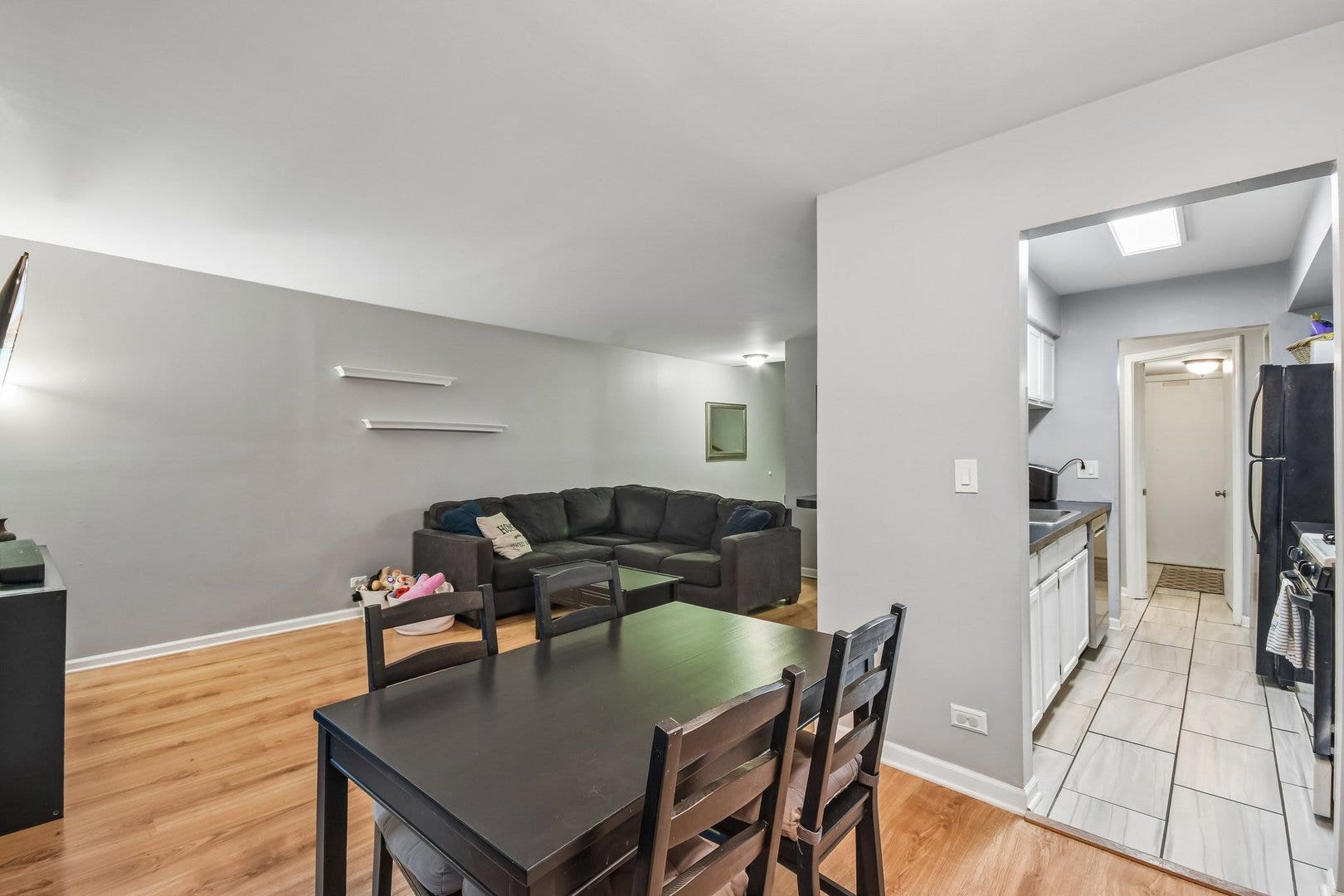 7353 Canterbury Place, Downers Grove, IL 60516