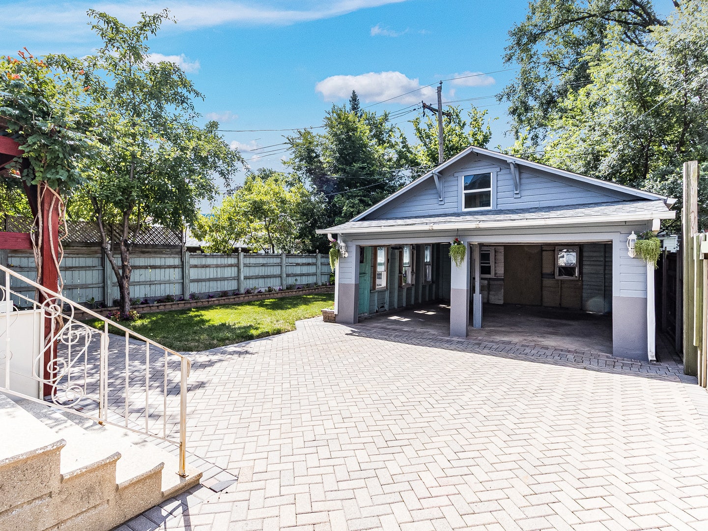 414 Elmwood Avenue, Joliet, IL 60433