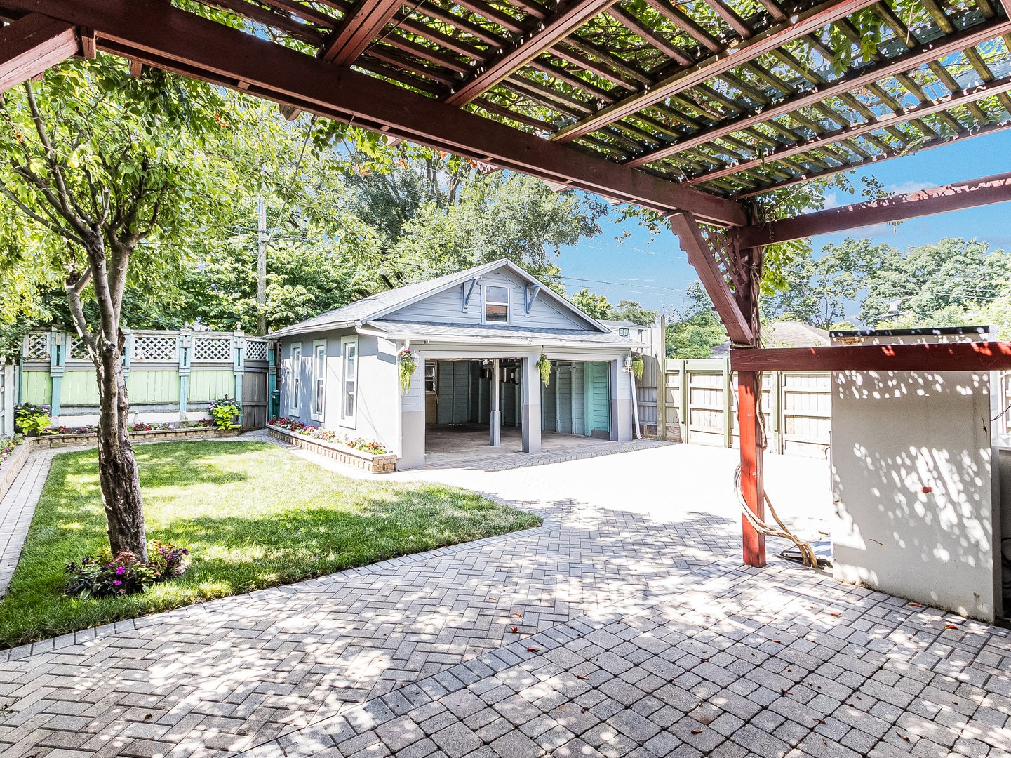 414 Elmwood Avenue, Joliet, IL 60433
