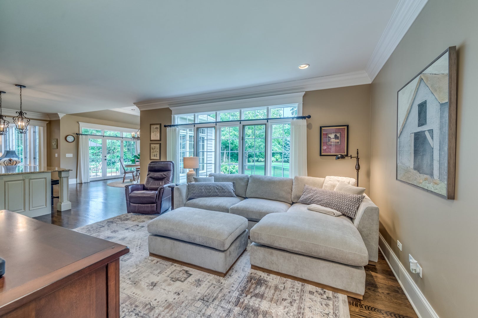 8N669 Edgewood Road, Elgin, IL 60124
