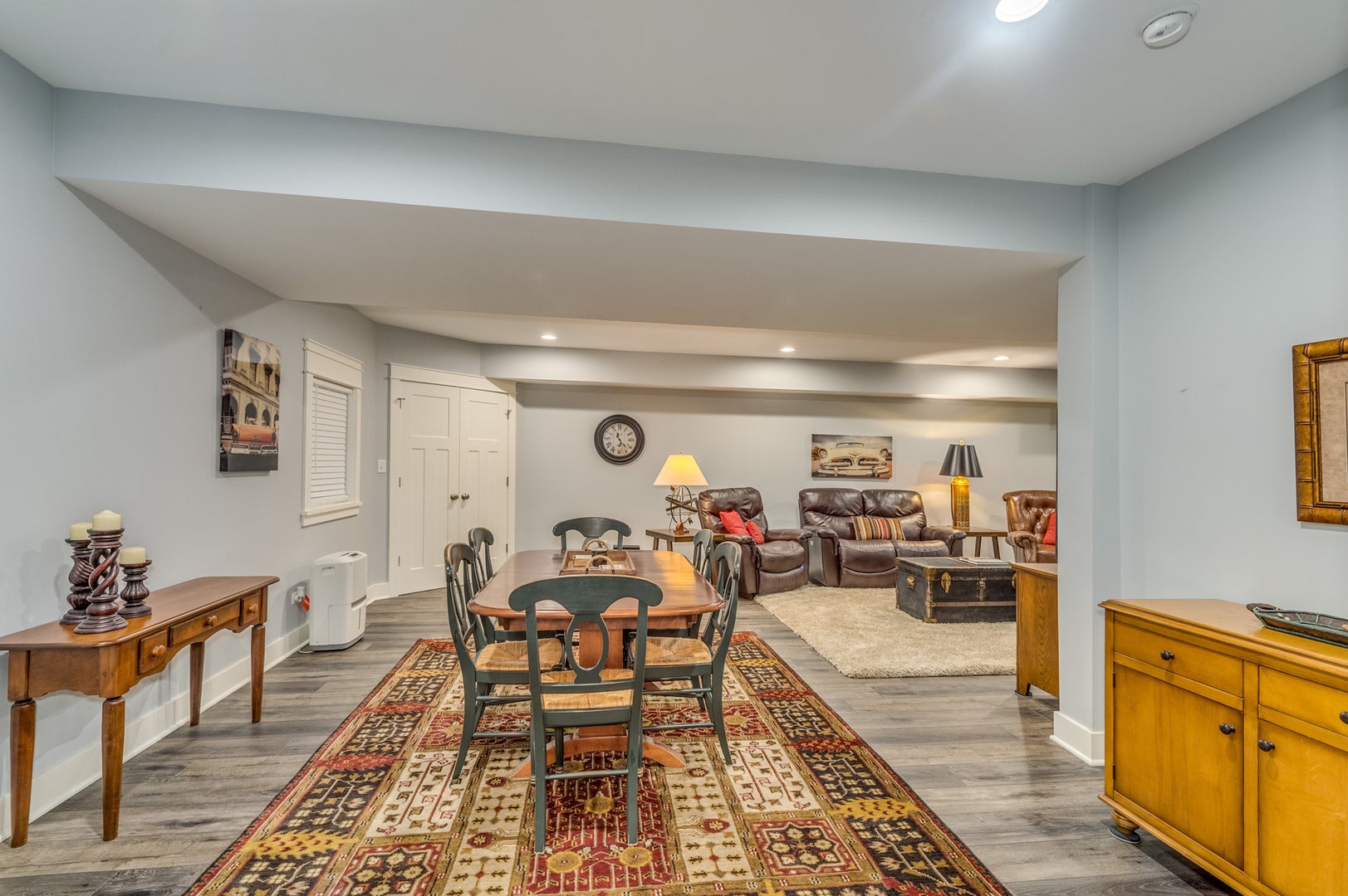 8N669 Edgewood Road, Elgin, IL 60124