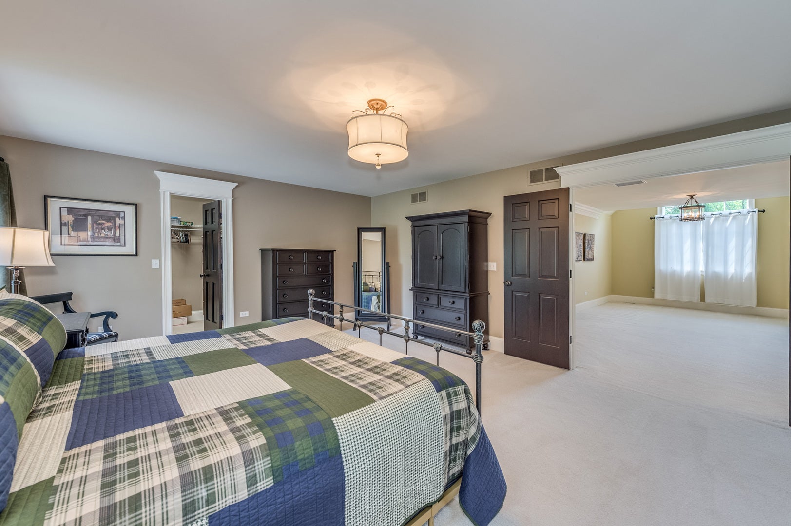 8N669 Edgewood Road, Elgin, IL 60124