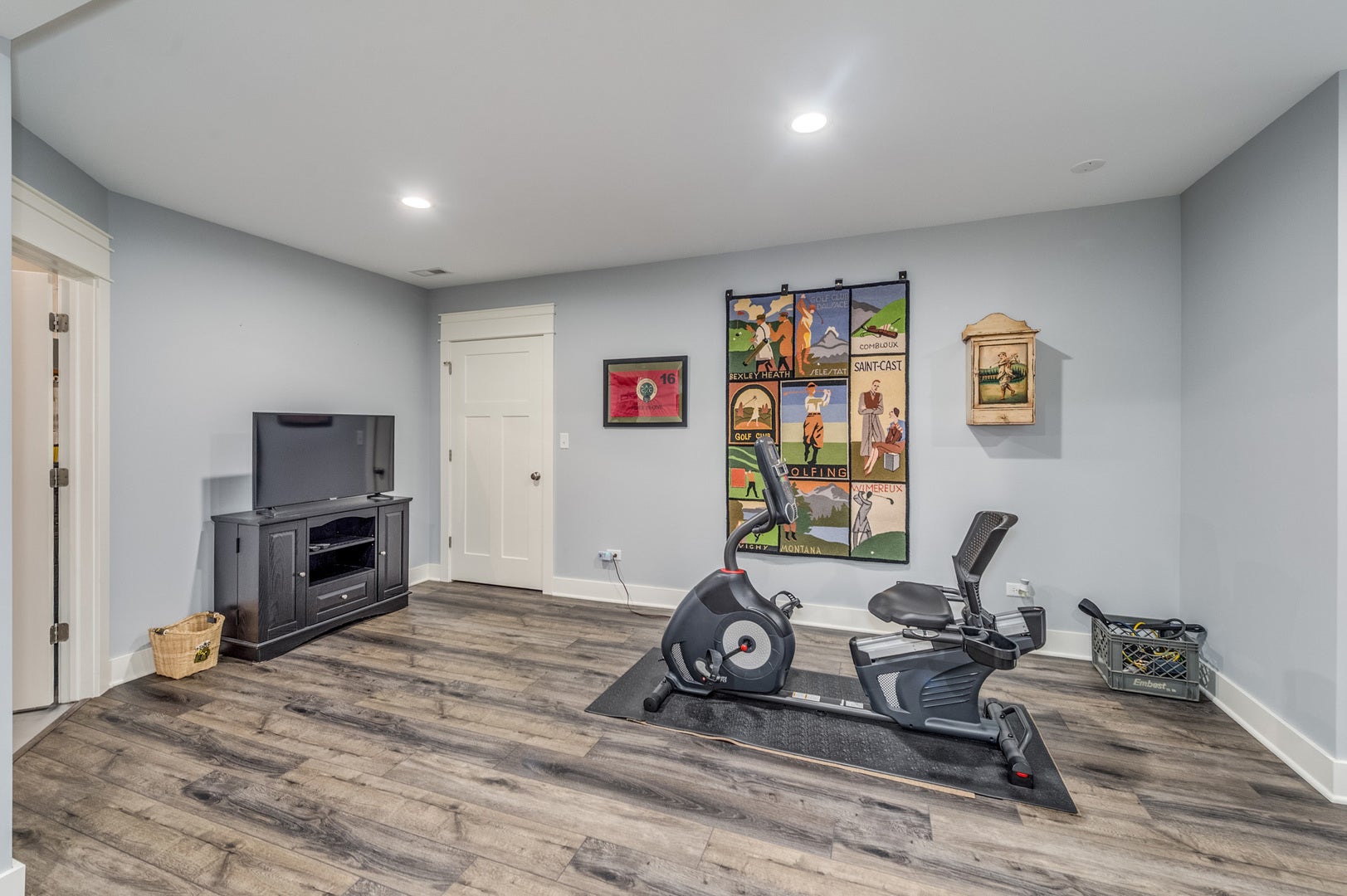 8N669 Edgewood Road, Elgin, IL 60124
