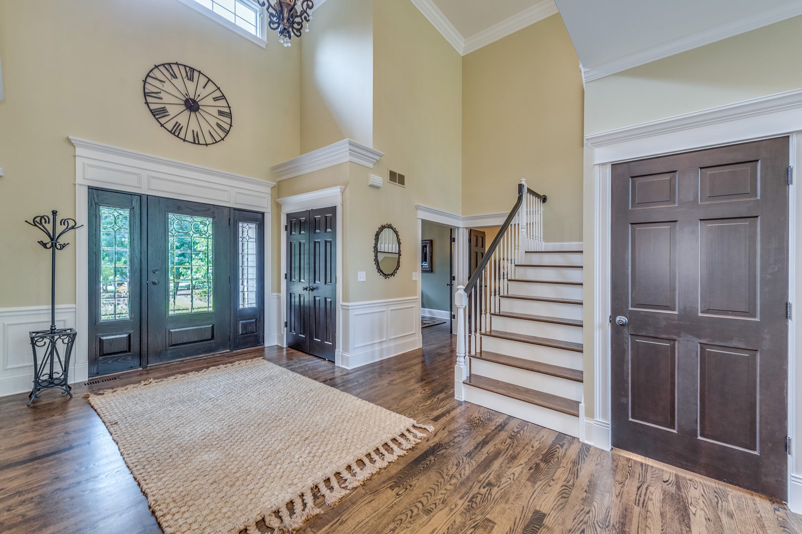8N669 Edgewood Road, Elgin, IL 60124