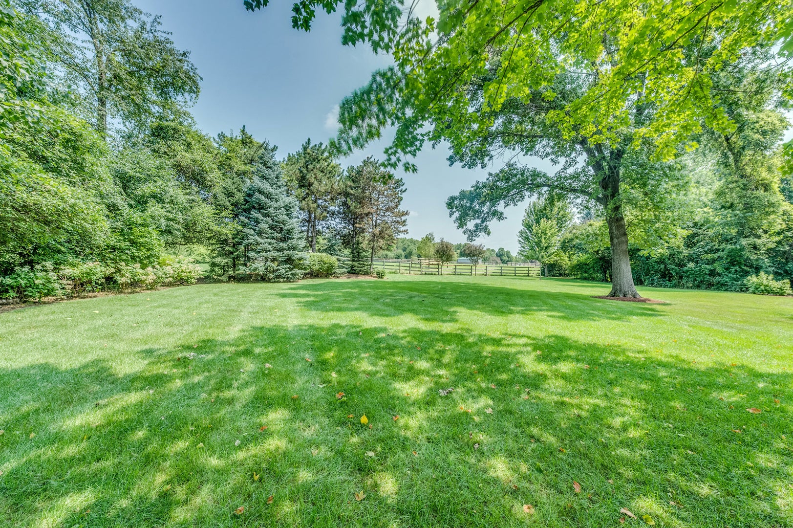 8N669 Edgewood Road, Elgin, IL 60124