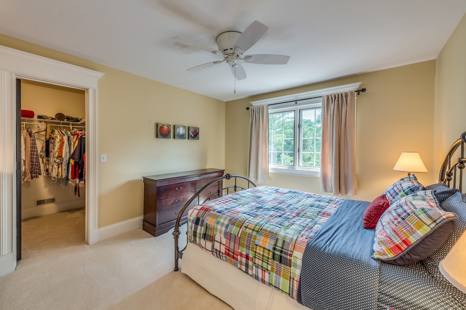 8N669 Edgewood Road, Elgin, IL 60124