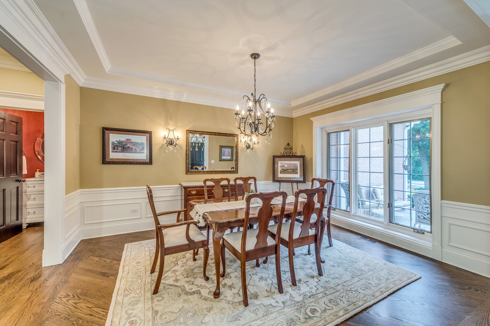 8N669 Edgewood Road, Elgin, IL 60124