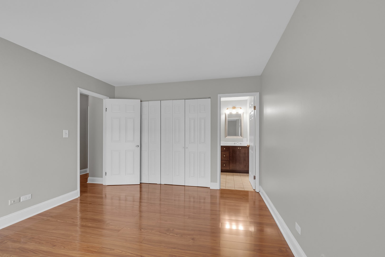 7383 Grand Avenue, #105, Downers Grove, IL 60516 7383 Grand Avenue, #105, Downers Grove, IL 60516