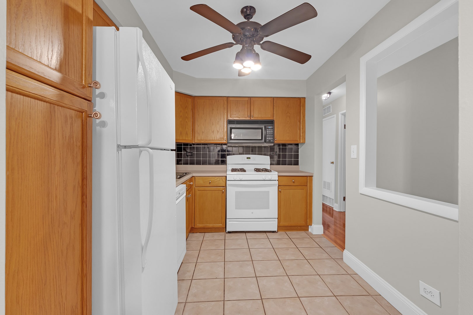 7383 Grand Avenue, #105, Downers Grove, IL 60516 7383 Grand Avenue, #105, Downers Grove, IL 60516
