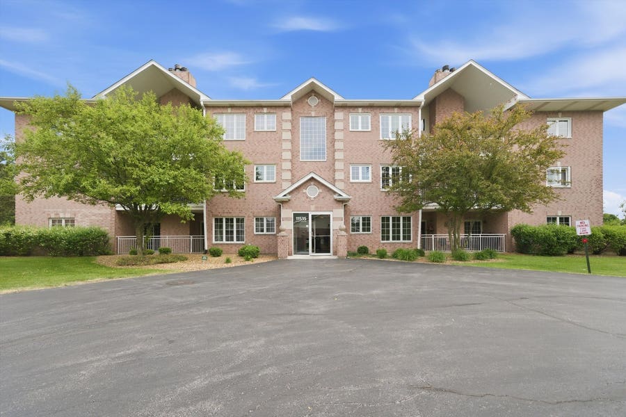 Property photo for 11535 Settlers Pond Way, #1B, Orland Park, IL