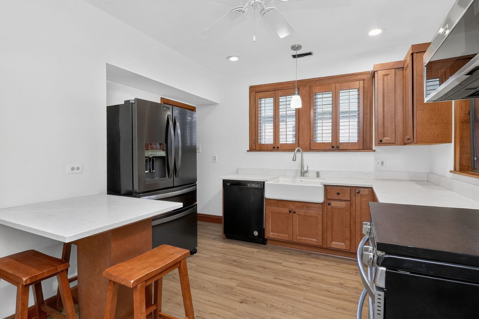 708 Mccarthy Road, Lemont, IL 60439 708 Mccarthy Road, Lemont, IL 60439