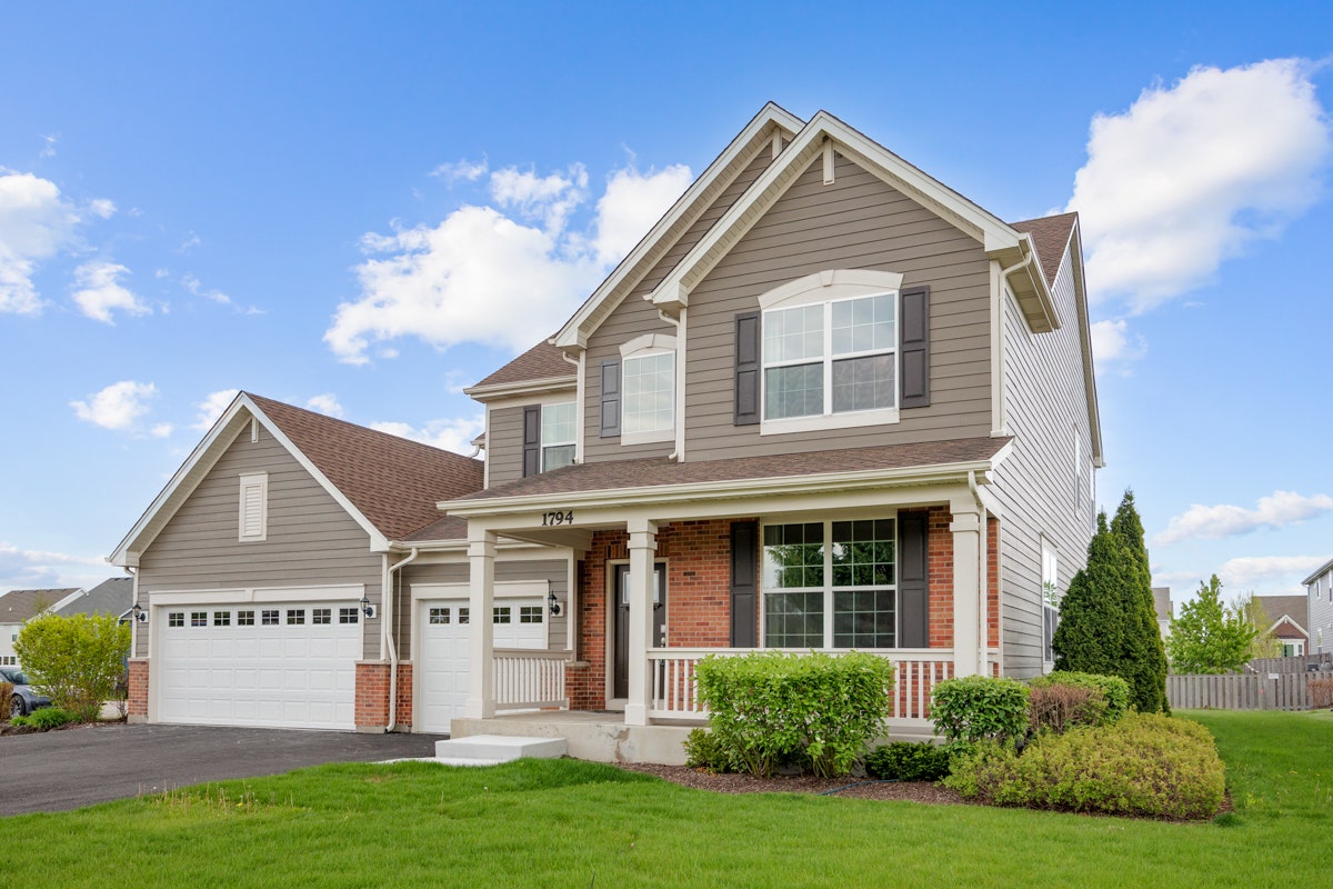 1794 Coralito Lane, Elgin, IL 60124 1794 Coralito Lane, Elgin, IL 60124