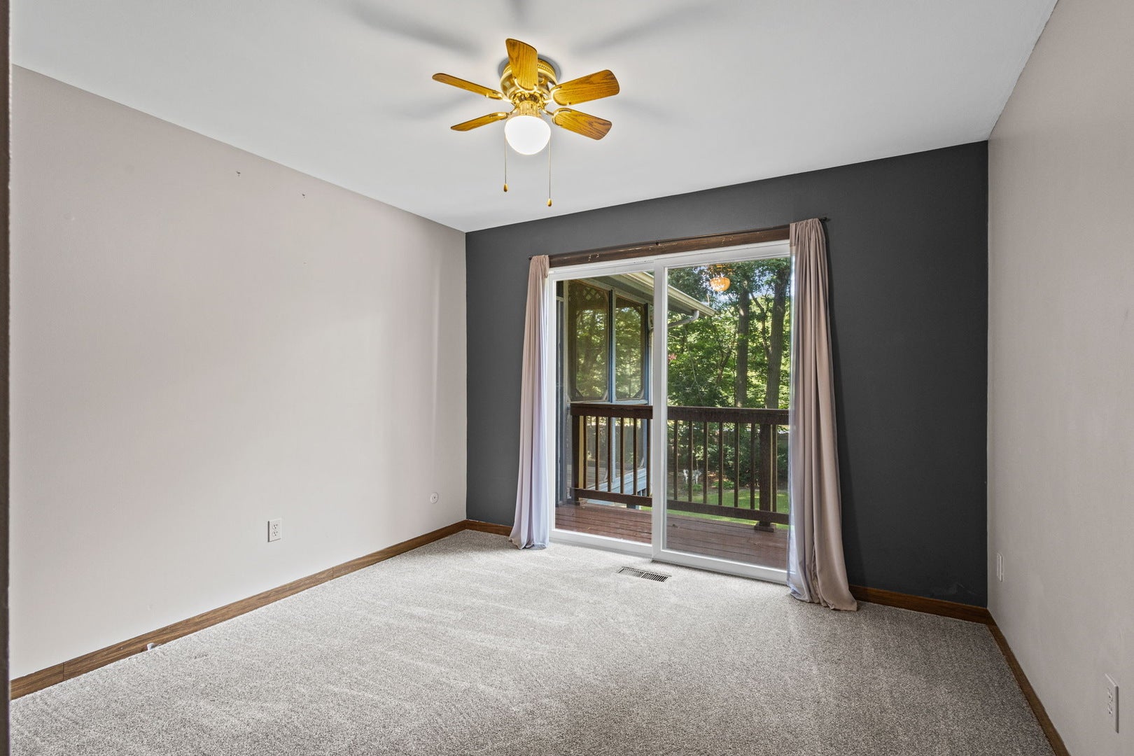 2417 Mayfair Drive, Joliet, IL 60433