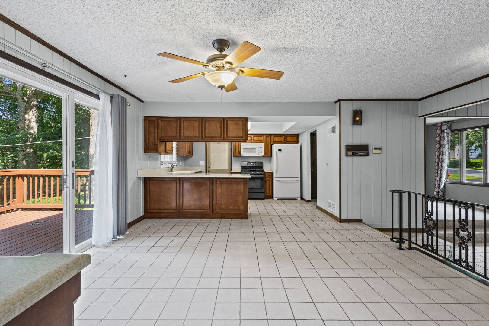 2417 Mayfair Drive, Joliet, IL 60433