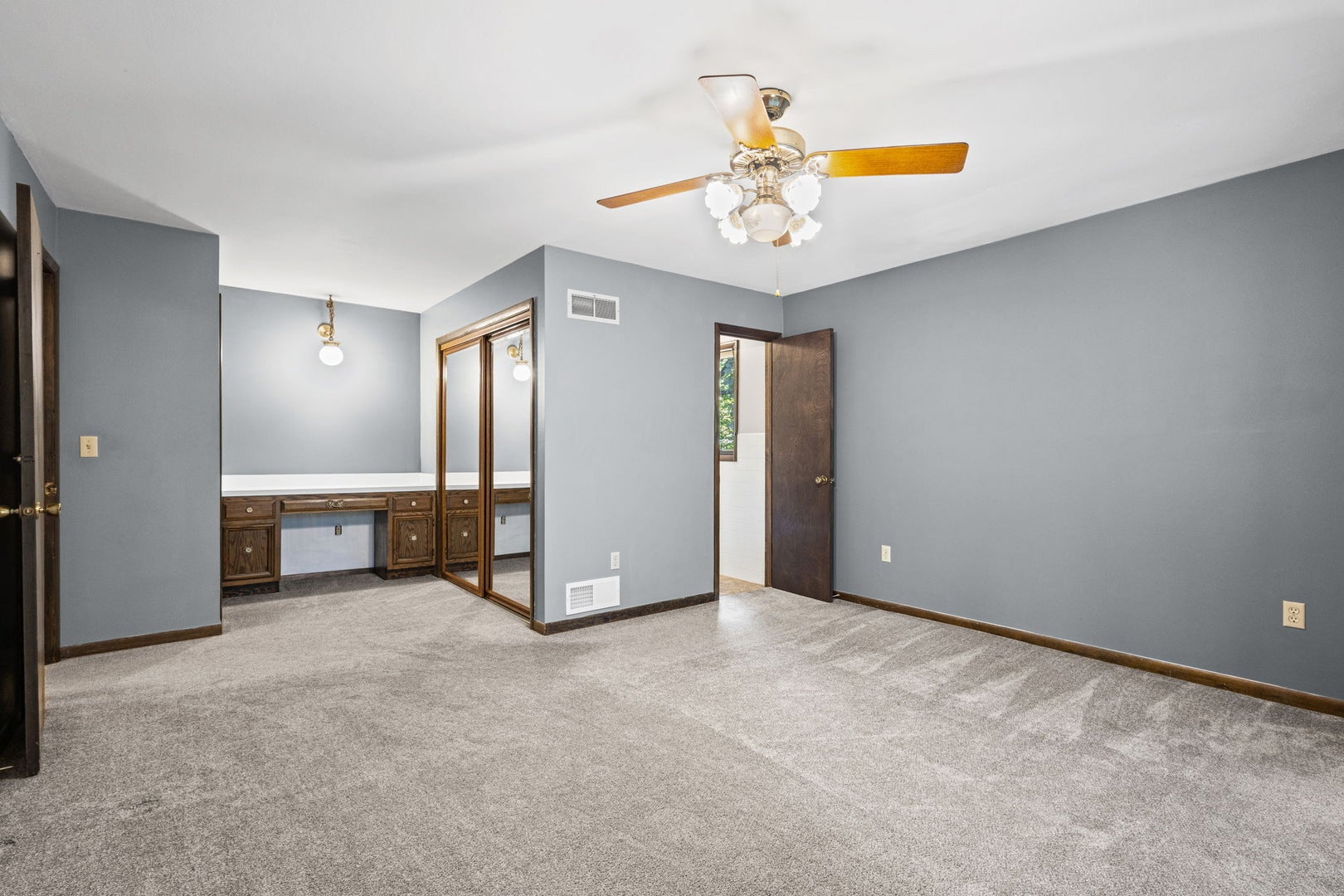 2417 Mayfair Drive, Joliet, IL 60433