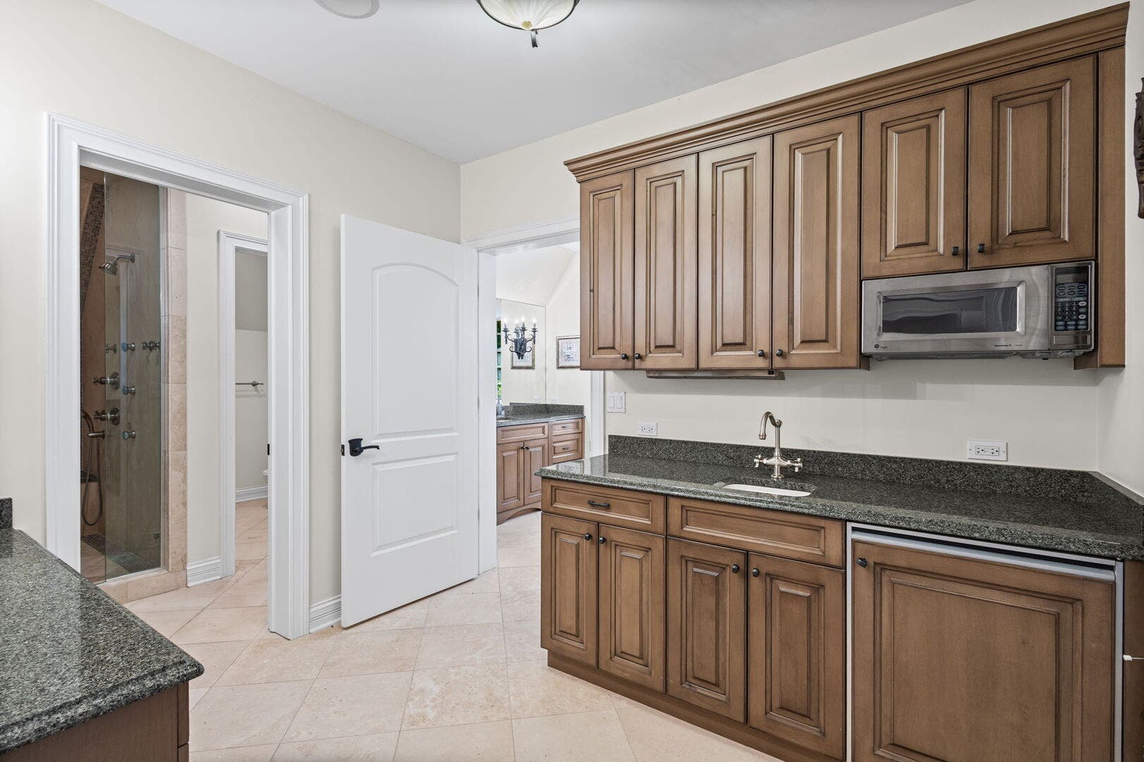594 N Plum Tree Road, Barrington, IL 60010