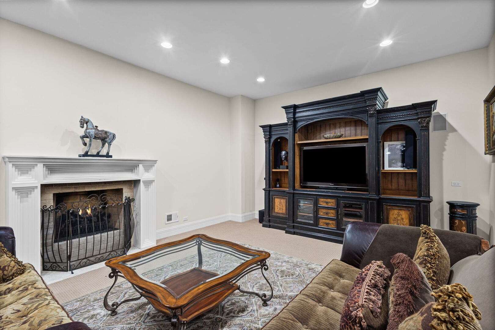 594 N Plum Tree Road, Barrington, IL 60010