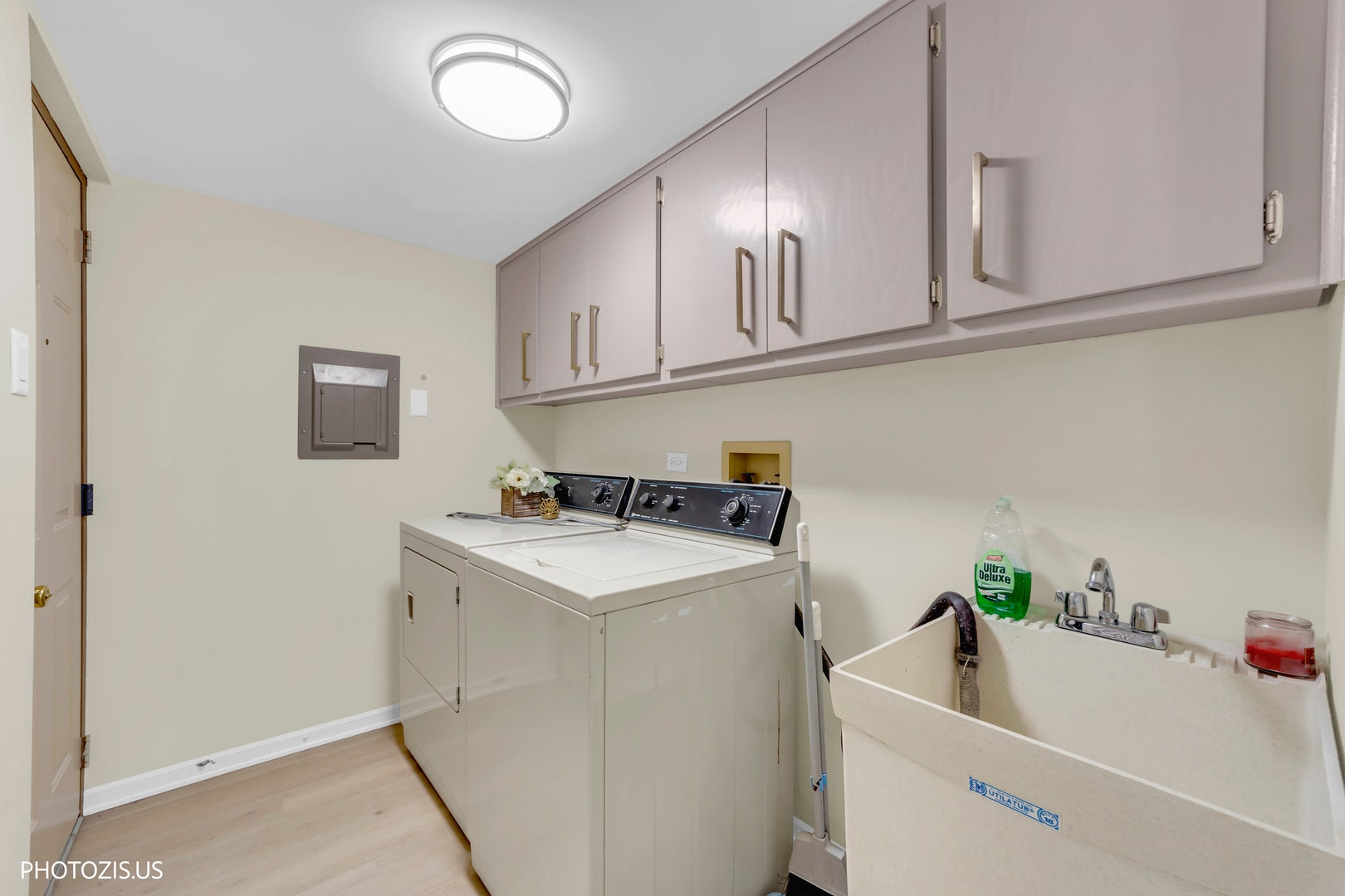 16742 Paxton Avenue, #2N, Tinley Park, IL 60477 16742 Paxton Avenue, #2N, Tinley Park, IL 60477