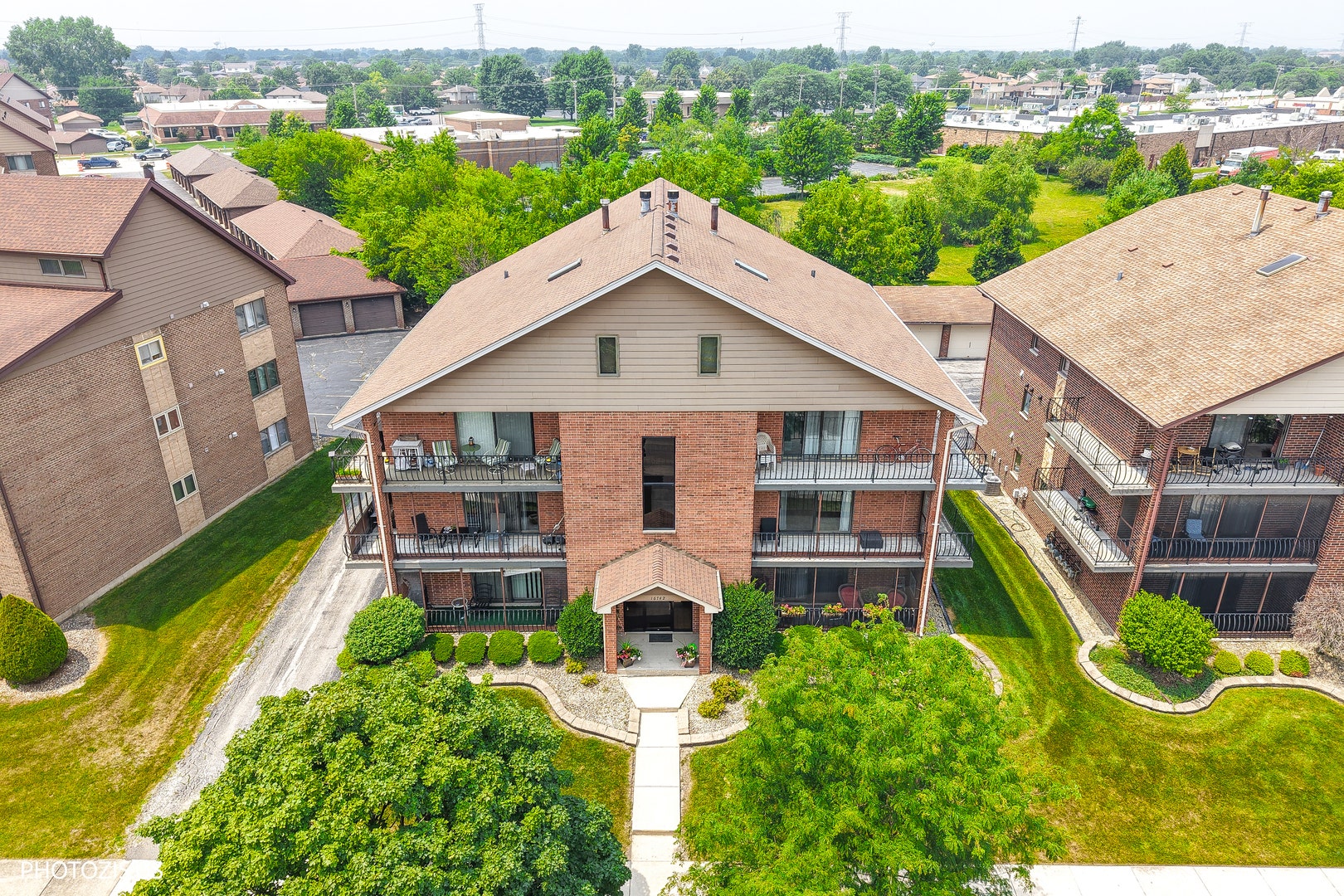 16742 Paxton Avenue, #2N, Tinley Park, IL 60477 16742 Paxton Avenue, #2N, Tinley Park, IL 60477
