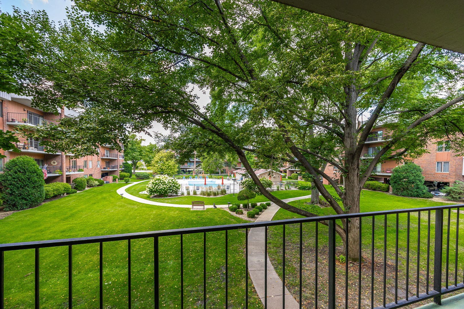 6585 Main Street, #201, Downers Grove, IL 60516 6585 Main Street, #201, Downers Grove, IL 60516